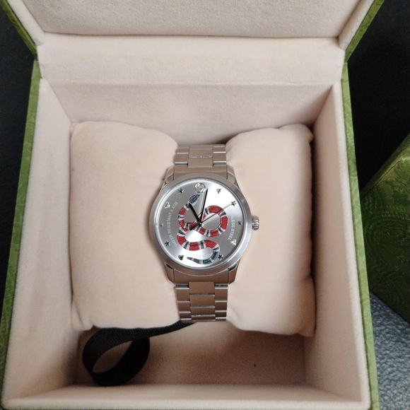 Mens Gucci Watch Snake - Picture 3 of 10